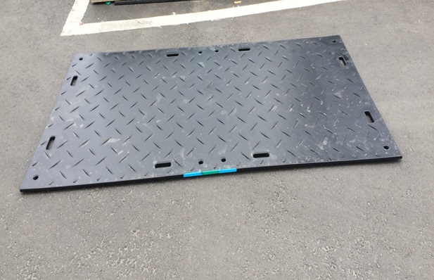 プラシキ12.7×4×8（黒）