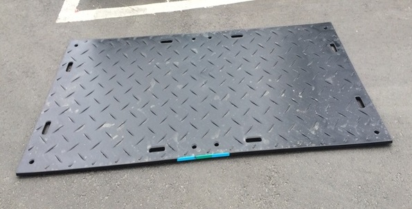プラシキ12×4×8 (黒)※片面フラットタイプ